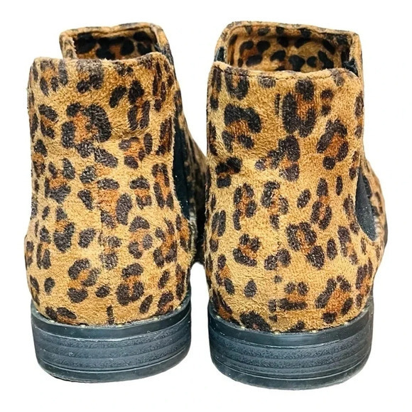 RESTRICTED LEOPARD ANIMAL PRINT SUEDE ANKLE BOOTS SLIP ON BOOTIES SIZE 7.5 - Picture 3 of 11